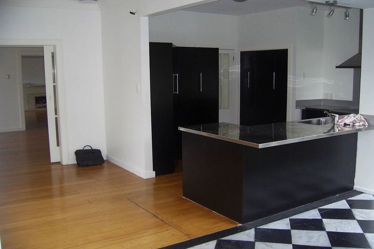 Photo of property in 116 Karori Road, Karori, Wellington, 6012