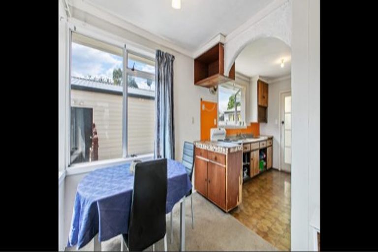 Photo of property in 70 Mcannalley Street, Manurewa East, Auckland, 2102