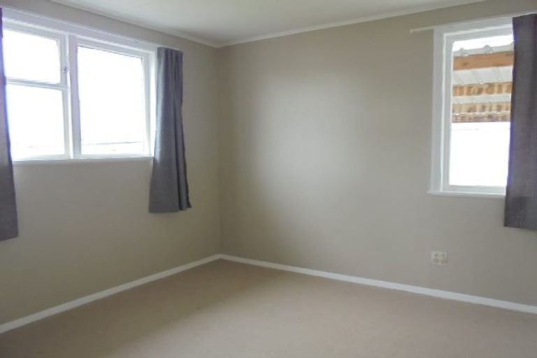 Photo of property in 35 Liverpool Crescent, Flaxmere, Hastings, 4120