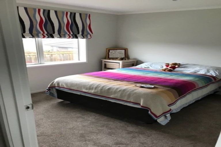 Photo of property in 42 Raithburn Terrace, Pokeno, 2402