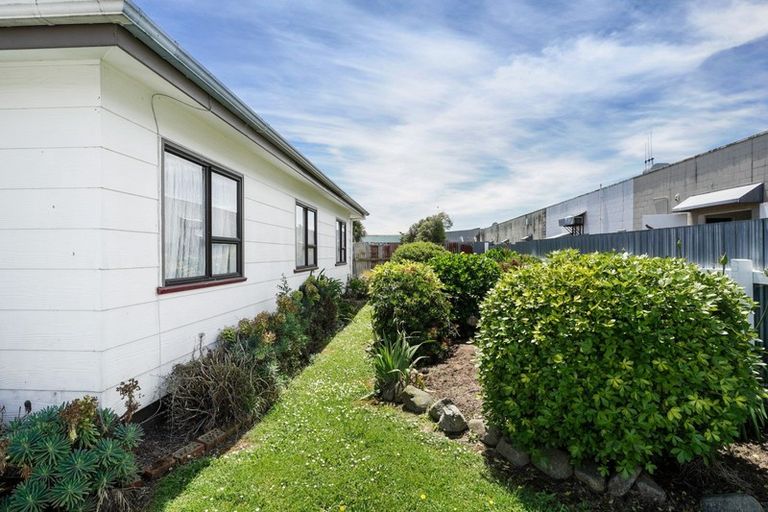 Photo of property in 6 Keepa Street, Levin, 5510