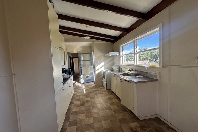 Photo of property in 6 Bates Street, Papakura, 2110