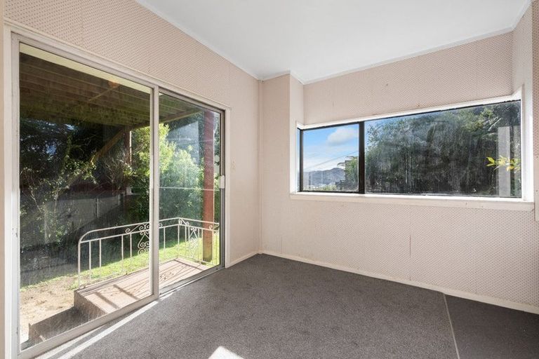 Photo of property in 126 Wellington Street, Picton, 7220