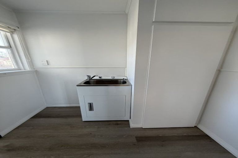 Photo of property in 169 Grahams Road, Burnside, Christchurch, 8053