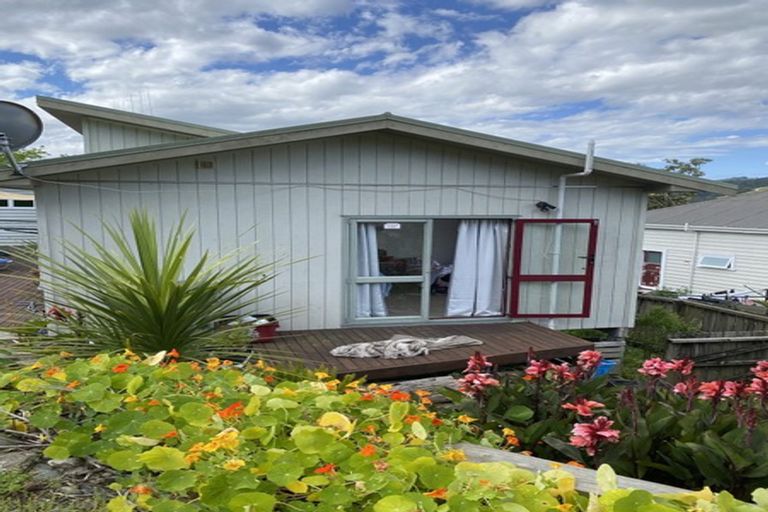 Photo of property in 30 Beach Road, Onerahi, Whangarei, 0110