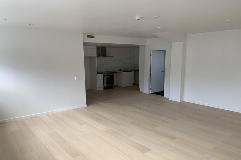 Photo of property in Quantum On Thorndon Quay, 6/163d Thorndon Quay, Pipitea, Wellington, 6011