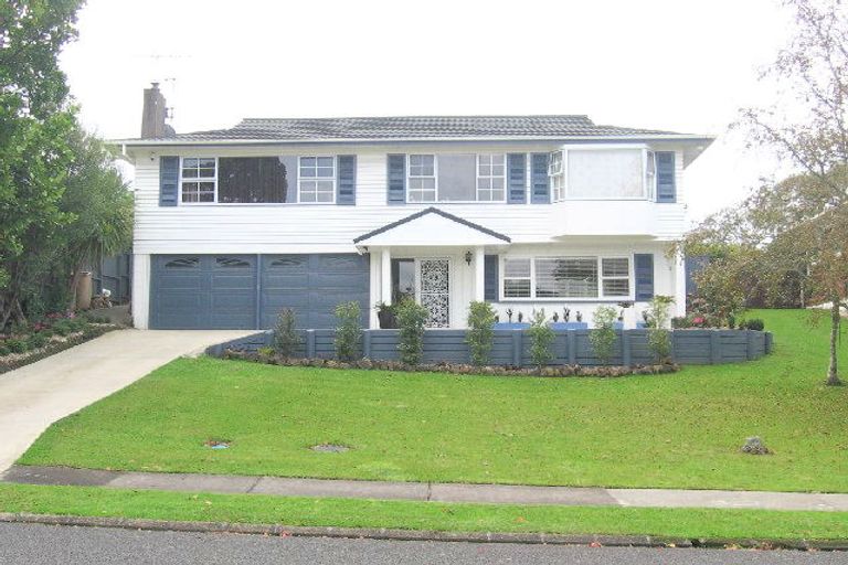 Photo of property in 13 Imatra Place, Sunnyhills, Auckland, 2010