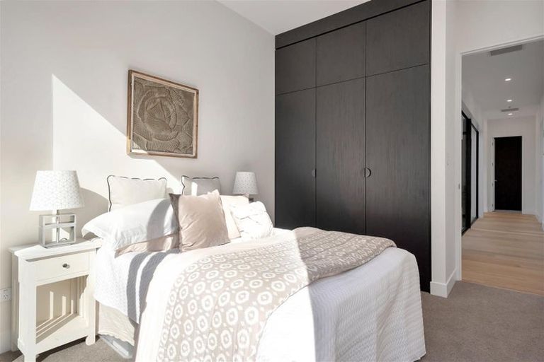 Photo of property in 14 Waka Ama Road, Karaka, Papakura, 2113