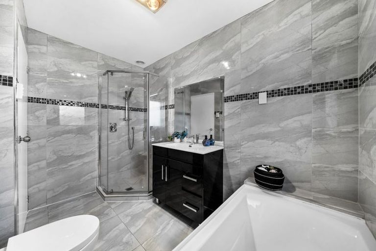 Photo of property in 36a Greenhaven Avenue, Opaheke, Papakura, 2113