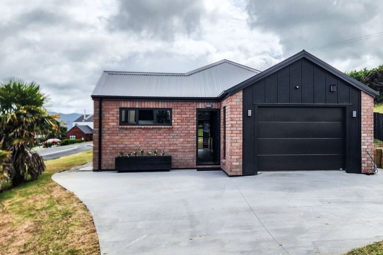 Photo of property in 1 Midgard Road, Coopers Beach, 0420