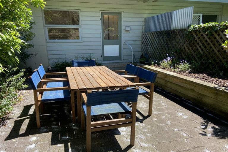 Photo of property in 4/23 Collins Avenue, Tawa, Wellington, 5028