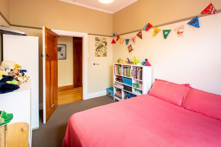 Photo of property in 9 Stone Street, Kenmure, Dunedin, 9011