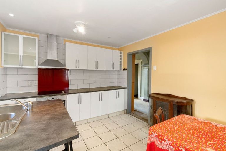 Photo of property in 9 Toi Street, Otaki Beach, Otaki, 5512