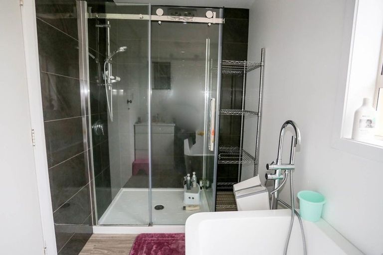 Photo of property in 55 Memorial Avenue, Ilam, Christchurch, 8053