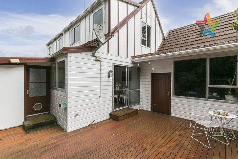 Photo of property in 2a Percy Dyett Drive, Karori, Wellington, 6012
