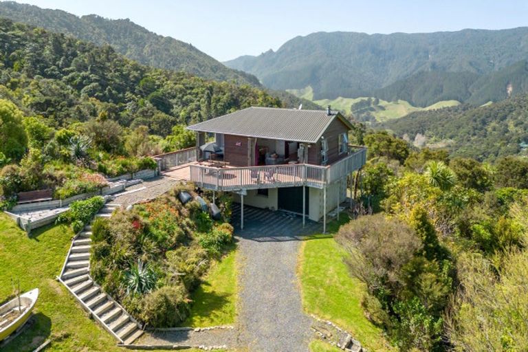 Photo of property in 1753 Colville Road, Amodeo Bay, Coromandel, 3584