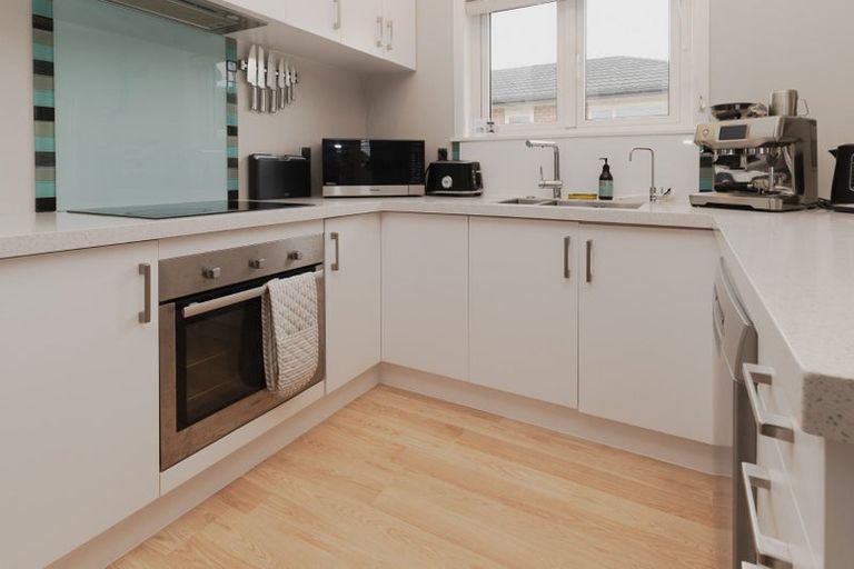 Photo of property in 23a Elliot Street, Howick, Auckland, 2014