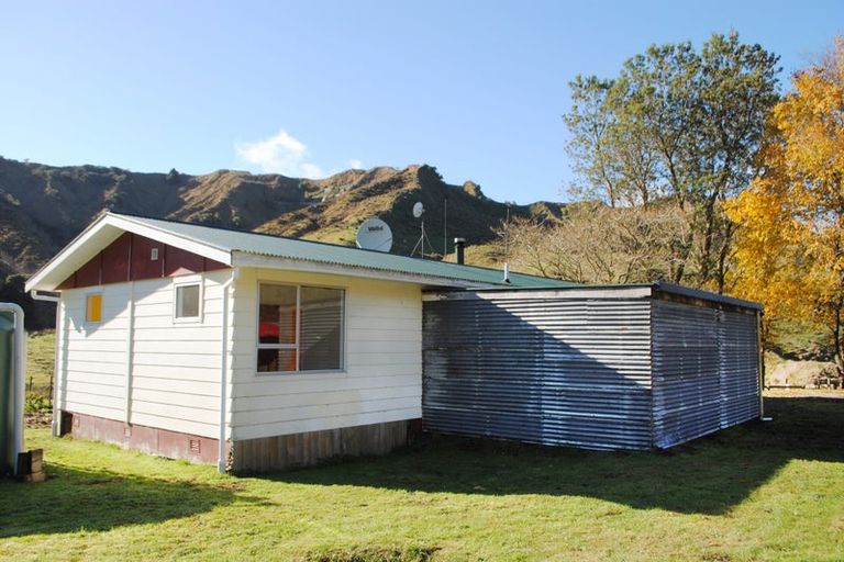 Photo of property in 123 Prospect Road, Whangamomona, Stratford, 4396