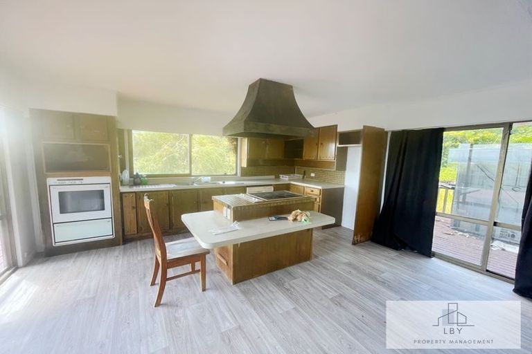 Photo of property in 112 Point View Drive, East Tamaki Heights, Auckland, 2016