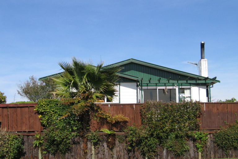 Photo of property in 72 Alison Street, Mangakakahi, Rotorua, 3015