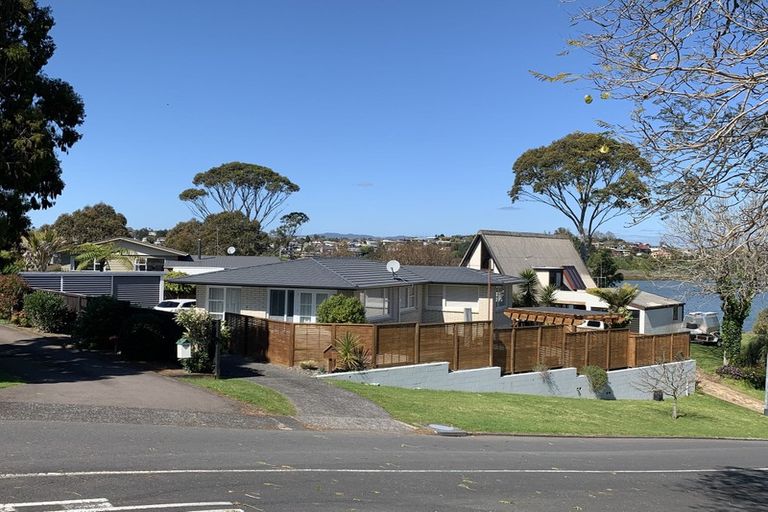 Photo of property in 12 Bay Street, Matua, Tauranga, 3110