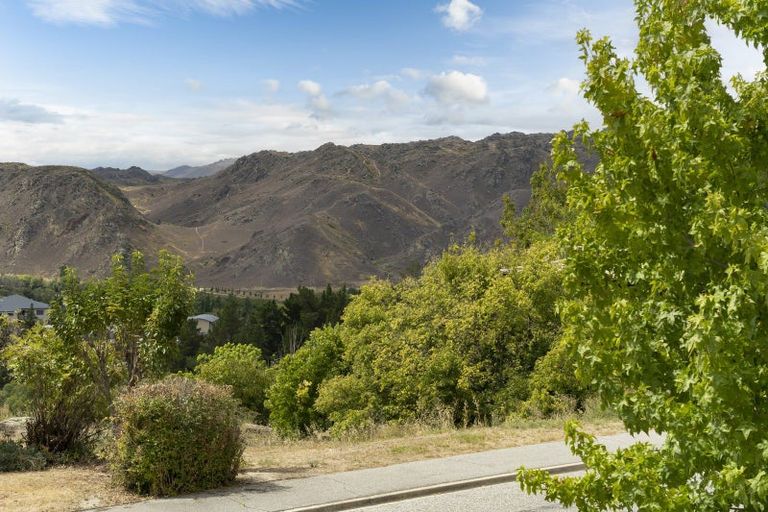 Photo of property in 16 Kamaka Crescent, Bridge Hill, Alexandra, 9320