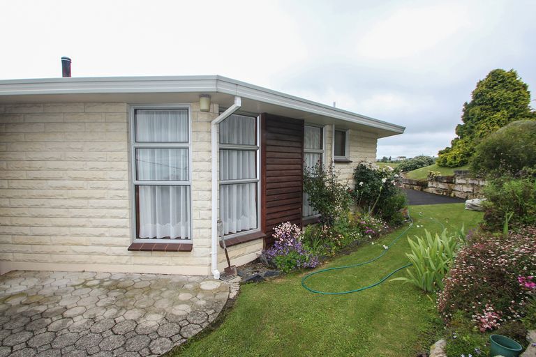 Photo of property in 60 Warren Street, Oamaru, 9400