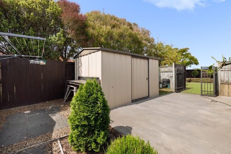 Photo of property in 37 Golden Sands Drive, Papamoa Beach, Papamoa, 3118