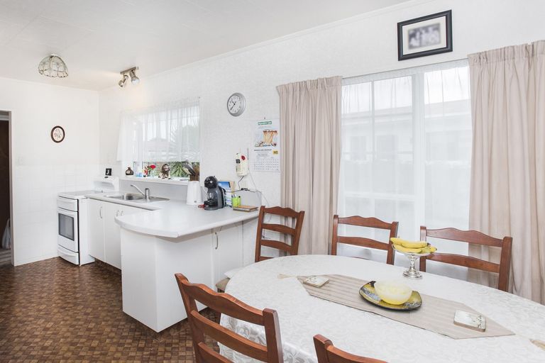 Photo of property in 1 Elsdon Best Street, Riverdale, Gisborne, 4010