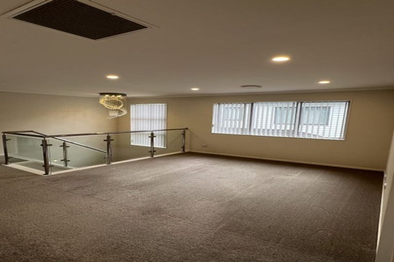 Photo of property in 16 Hikuawa Road, Flat Bush, Auckland, 2019