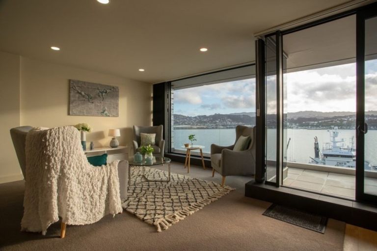 Photo of property in Shelley Bay Terraces, 5/61 Maupuia Road, Maupuia, Wellington, 6022