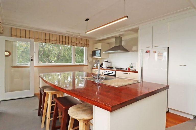 Photo of property in 5 Selwyn Street, South Hill, Oamaru, 9400