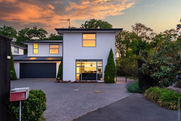 Photo of property in 18 Jennabelle Lane, Halswell, Christchurch, 8025