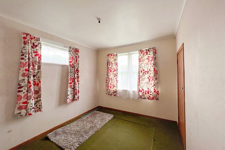 Photo of property in 233 Swanson Road, Henderson, Auckland, 0610