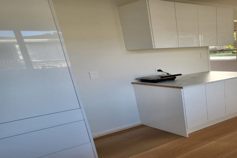 Photo of property in 38 Riverpark Crescent, Henderson, Auckland, 0610