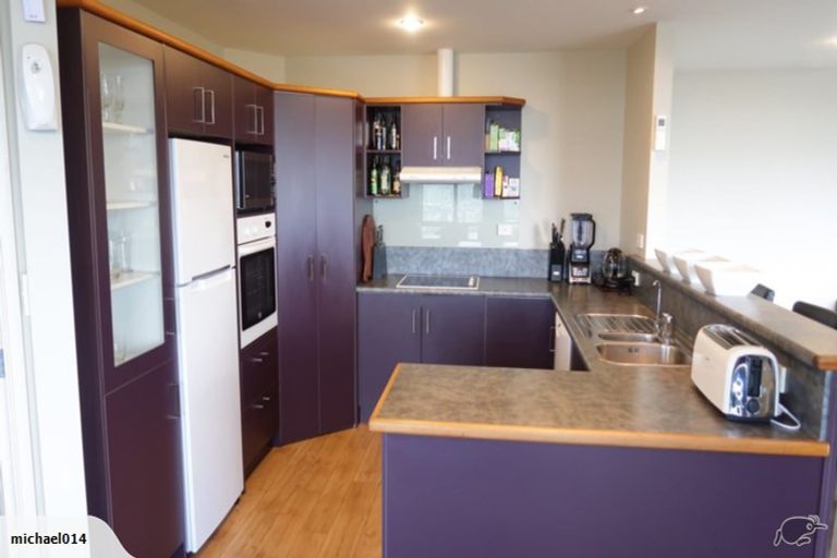 Photo of property in 82 Mountain Road, Western Heights, Rotorua, 3015