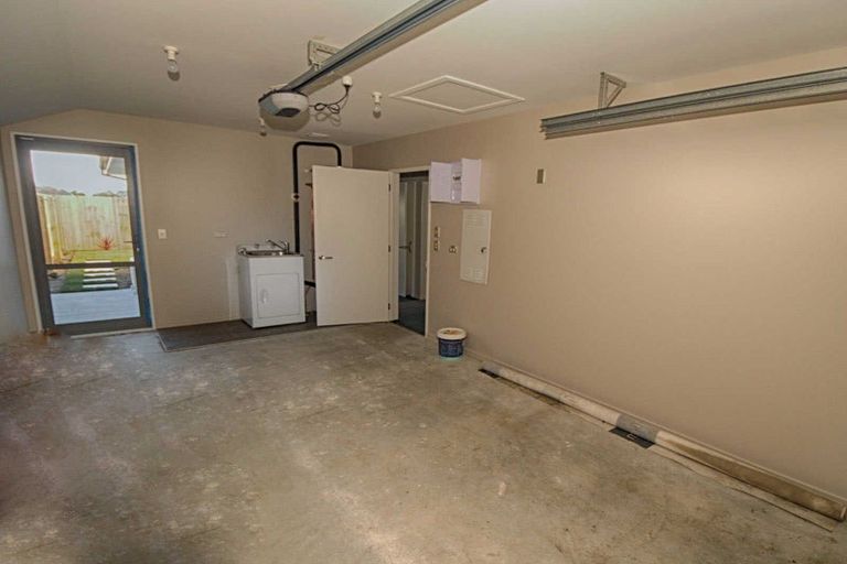 Photo of property in 10 Bouler Court, Halswell, Christchurch, 8025