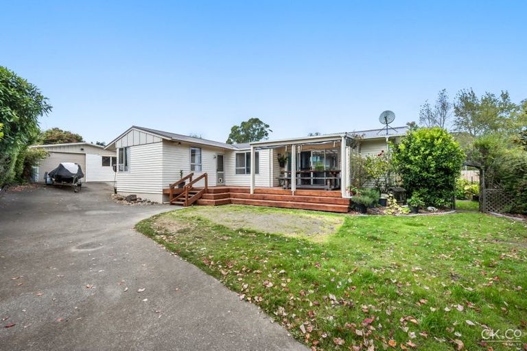 Photo of property in 4 Speargrass Grove, Timberlea, Upper Hutt, 5018