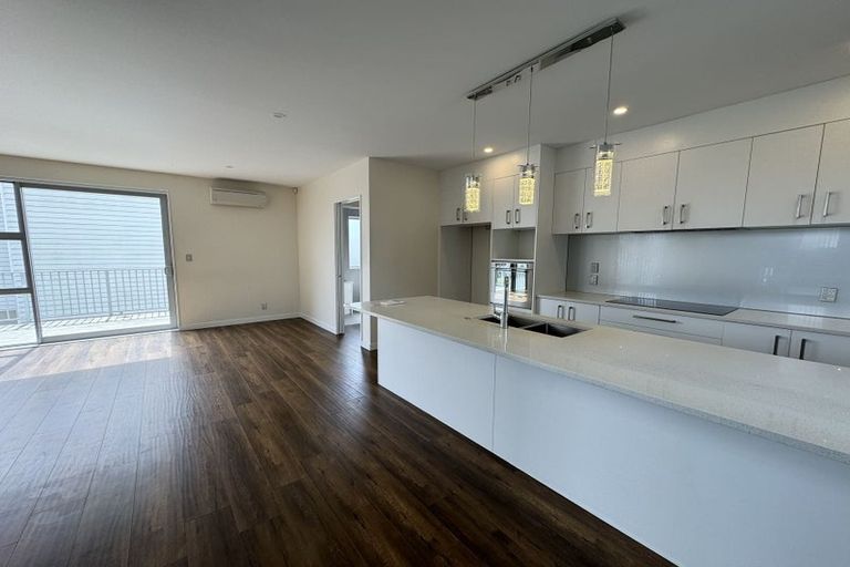 Photo of property in 30 Nephrite Lane, Henderson, Auckland, 0610