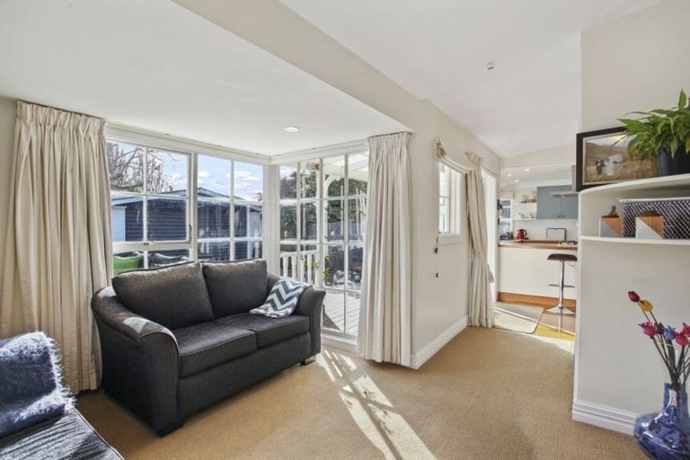 Photo of property in 27 Studholme Street, Somerfield, Christchurch, 8024