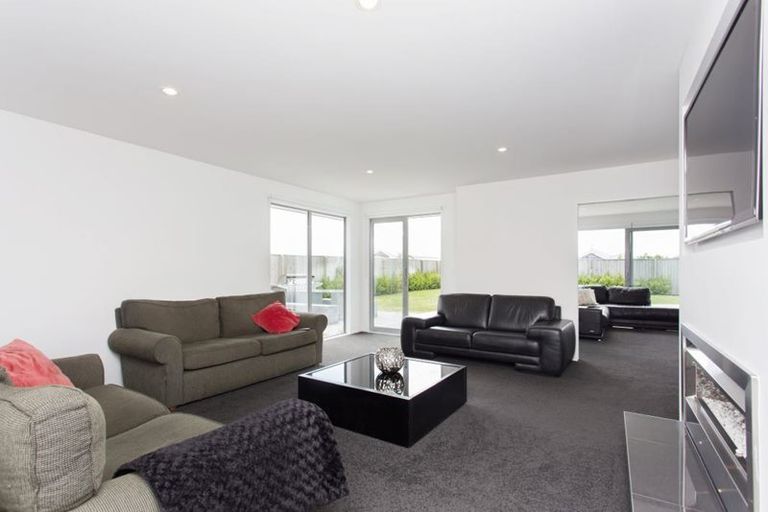 Photo of property in 26 Elizabeth Allen Drive, West Melton, 7618