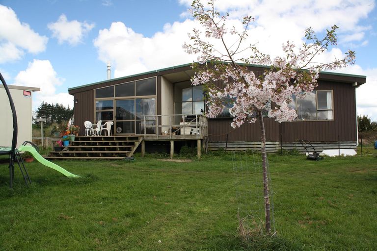 Photo of property in 1108 Churchill Road, Pukekawa, Tuakau, 2696