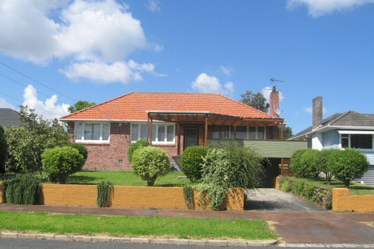 Photo of property in 33 Carnarvon Avenue, Glendowie, Auckland, 1071
