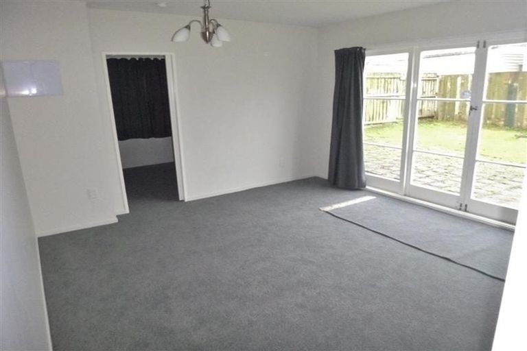Photo of property in 43 Hallberry Road, Mangere East, Auckland, 2024