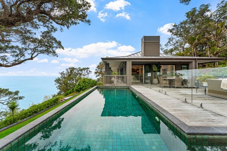 Photo of property in 25 Ti Point Road, Ti Point, Leigh, 0985