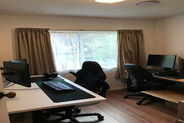 Photo of property in 16 Ngahere Street, Stokes Valley, Lower Hutt, 5019