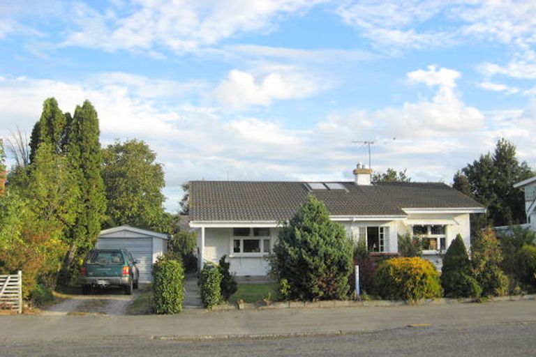 Photo of property in 9 Mcdonald Street, Methven, 7730