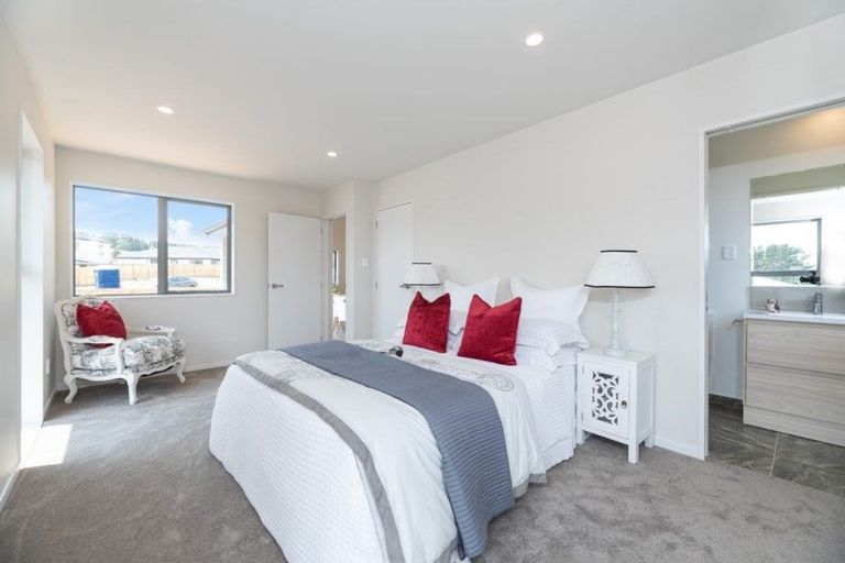 Photo of property in 4 Piccolo Court, Kumeu, 0810