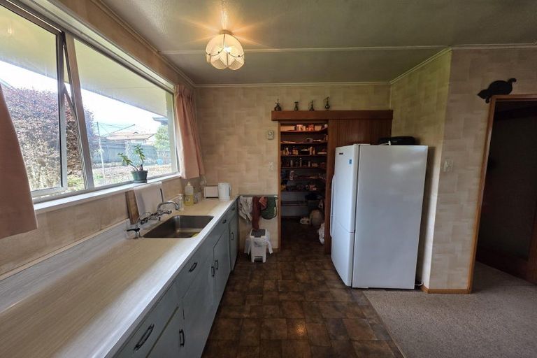 Photo of property in 17 Awamoa Road, South Hill, Oamaru, 9400