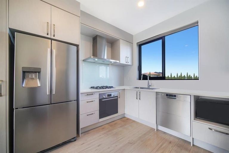 Photo of property in 53 Te Aparangi Road, Papakura, 2110